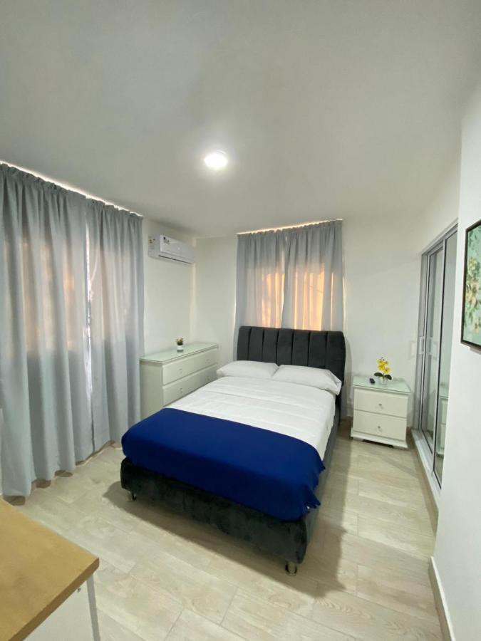La Gran Mansion Hostel Santo Domingo Exterior photo